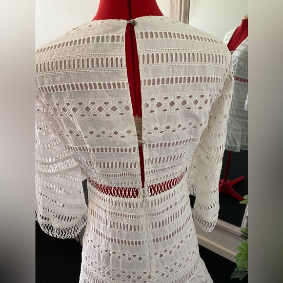 SIZE 10 SHEIKE MELROSE WHITE LACE DRESS - Picture 6 of 9